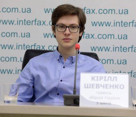 FIDE відсторонила українського гросмейстера Шевченка, який підозрюється у шахрайстві.